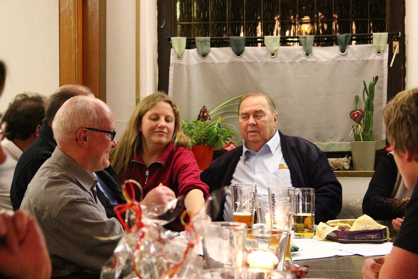 2012 Weihnachtsfeier_037